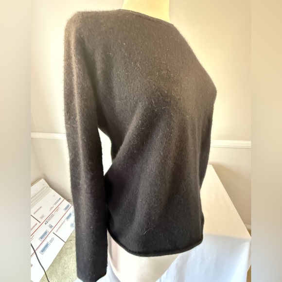 J. Crew Cozy, Fuzzy, Black Cashmere Sweater, crew Neck. Women’s L. - Picture 1 of 9